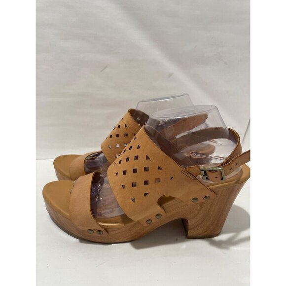 Korks By Korks Easy Womens Tan Laser Cut Leather Wood Platform Sandals size 10 - Picture 1 of 10